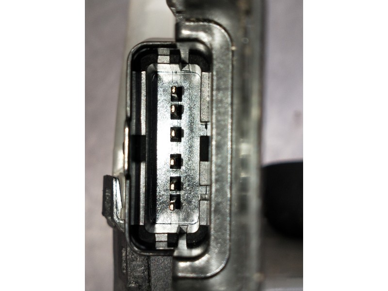 Recambio de motor cierre centralizado trasero izquierdo para opel corsa f gs line referencia OEM IAM 292854 5P 