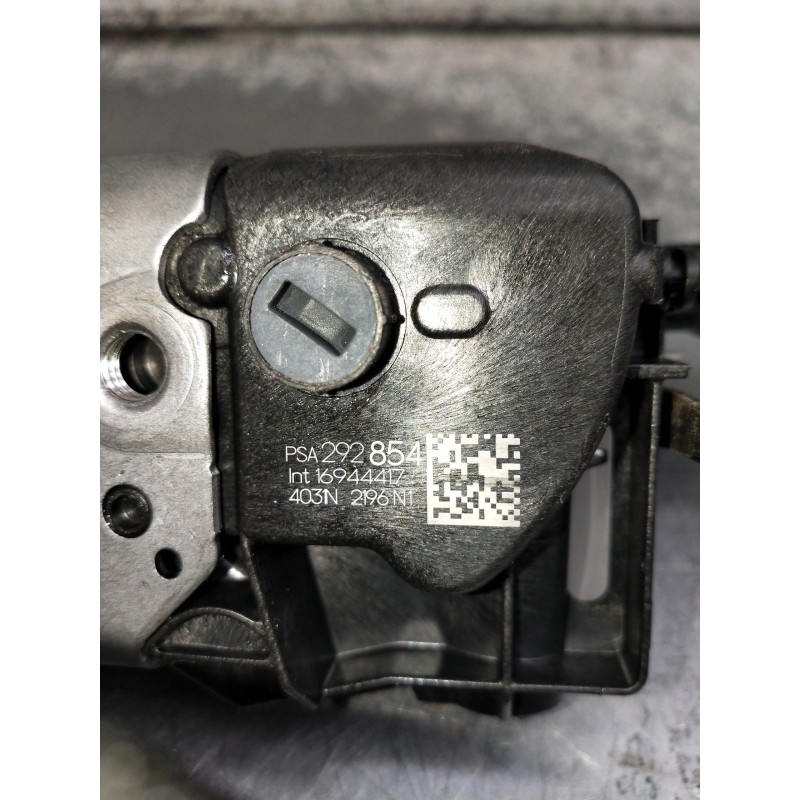 Recambio de motor cierre centralizado trasero izquierdo para opel corsa f gs line referencia OEM IAM 292854 5P 