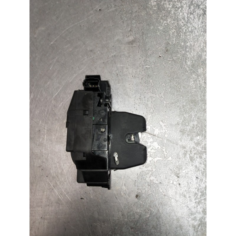 Recambio de motor cierre centralizado porton para opel corsa f gs line referencia OEM IAM  5P 