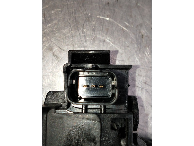 Recambio de motor cierre centralizado porton para opel corsa f gs line referencia OEM IAM  5P 