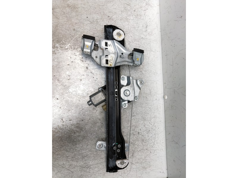 Recambio de elevalunas delantero derecho para chevrolet aveo berlina hatchback lt referencia OEM IAM   5P