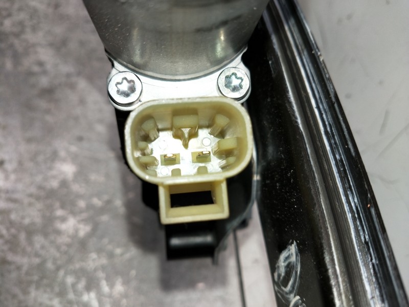 Recambio de elevalunas delantero derecho para chevrolet aveo berlina hatchback lt referencia OEM IAM   5P