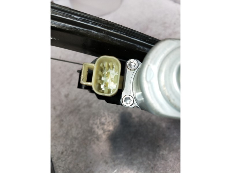 Recambio de elevalunas delantero izquierdo para chevrolet aveo berlina hatchback lt referencia OEM IAM   5P