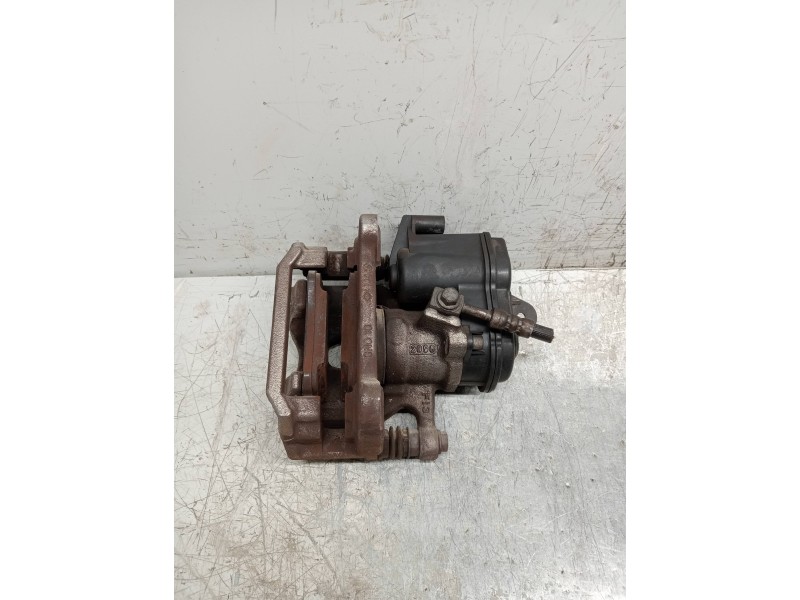 Recambio de pinza freno trasera izquierda para audi a4 berlina (8w2) design edition referencia OEM IAM   TRW