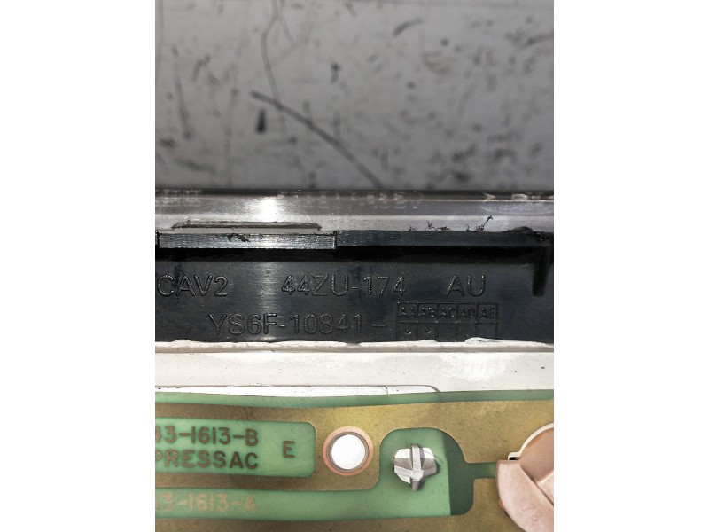 Recambio de cuadro instrumentos para ford fiesta berlina (dx) ambiente referencia OEM IAM YS6F10841  