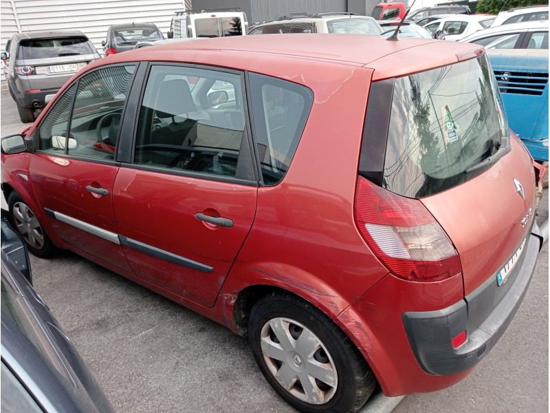renault scenic ii del año 2004