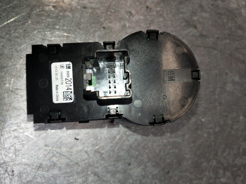 Recambio de mando luces para chevrolet aveo berlina hatchback lt referencia OEM IAM 96892014  