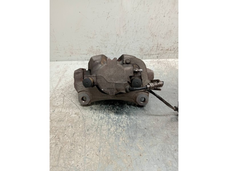 Recambio de pinza freno delantera izquierda para audi a4 berlina (8w2) design edition referencia OEM IAM 8W05DH  