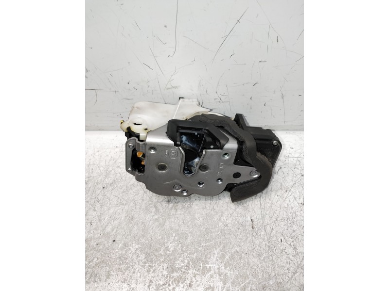 Recambio de motor cierre centralizado delantero derecho para chevrolet aveo berlina hatchback lt referencia OEM IAM   5P