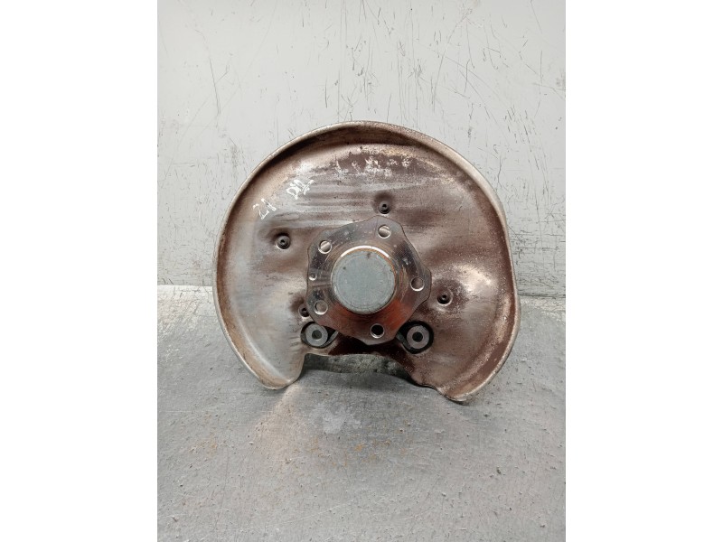 Recambio de mangueta trasera izquierda para audi a4 berlina (8w2) design edition referencia OEM IAM   