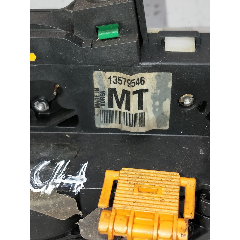 Recambio de motor cierre centralizado trasero derecho para chevrolet aveo berlina hatchback lt referencia OEM IAM 13579546  5P
