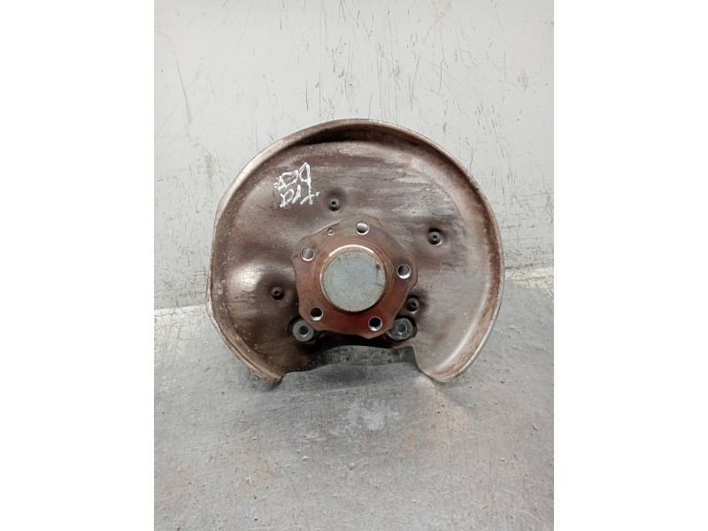 Recambio de mangueta trasera derecha para audi a4 berlina (8w2) design edition referencia OEM IAM   