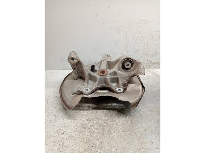 Recambio de mangueta trasera derecha para audi a4 berlina (8w2) design edition referencia OEM IAM   