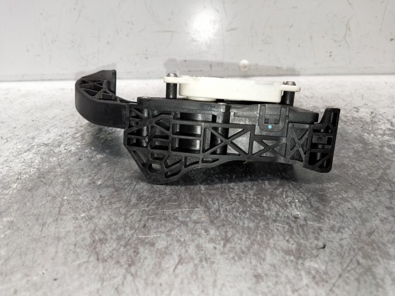 Recambio de potenciometro pedal para chevrolet aveo berlina hatchback lt referencia OEM IAM 96858781  