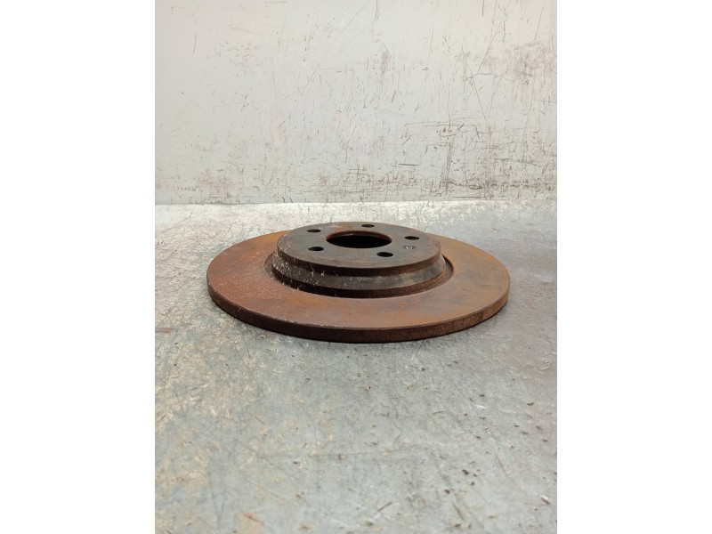 Recambio de disco freno trasero para audi a4 berlina (8w2) design edition referencia OEM IAM   