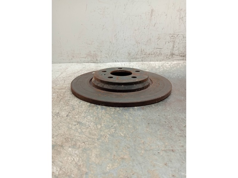 Recambio de disco freno trasero para audi a4 berlina (8w2) design edition referencia OEM IAM   