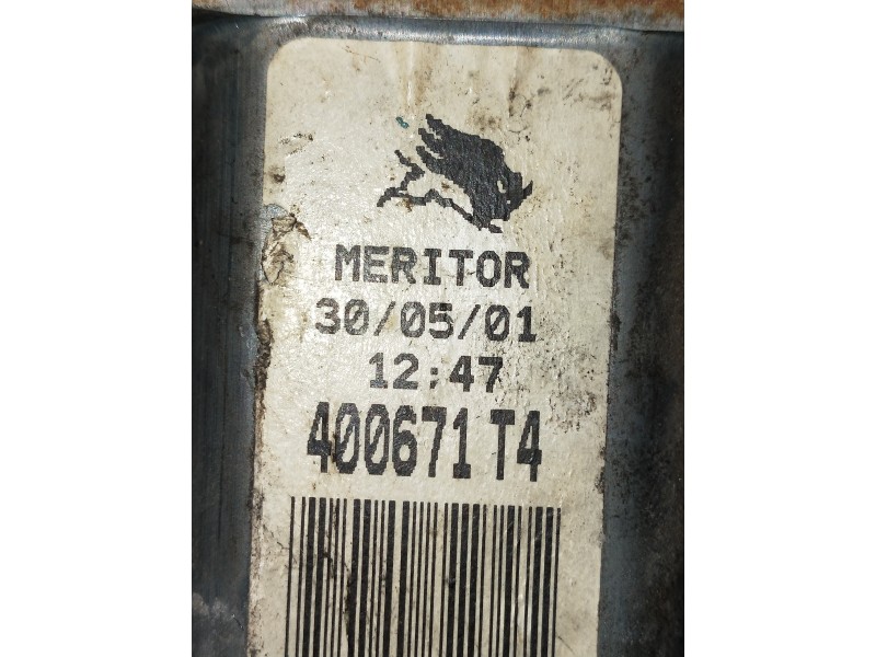 Recambio de motor elevalunas delantero izquierdo para peugeot 806 2.0 hdi referencia OEM IAM 400671T4  