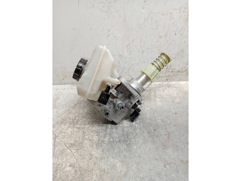 Recambio de bomba freno para audi a4 berlina (8w2) design edition referencia OEM IAM 8W0611301  