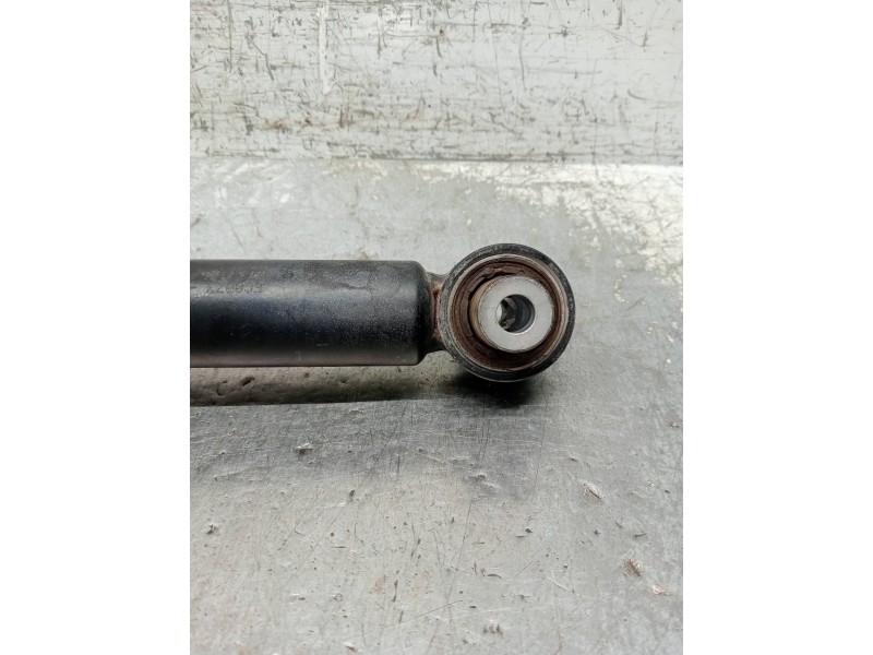 Recambio de amortiguador trasero izquierdo para audi a4 berlina (8w2) design edition referencia OEM IAM 8W0035AA  