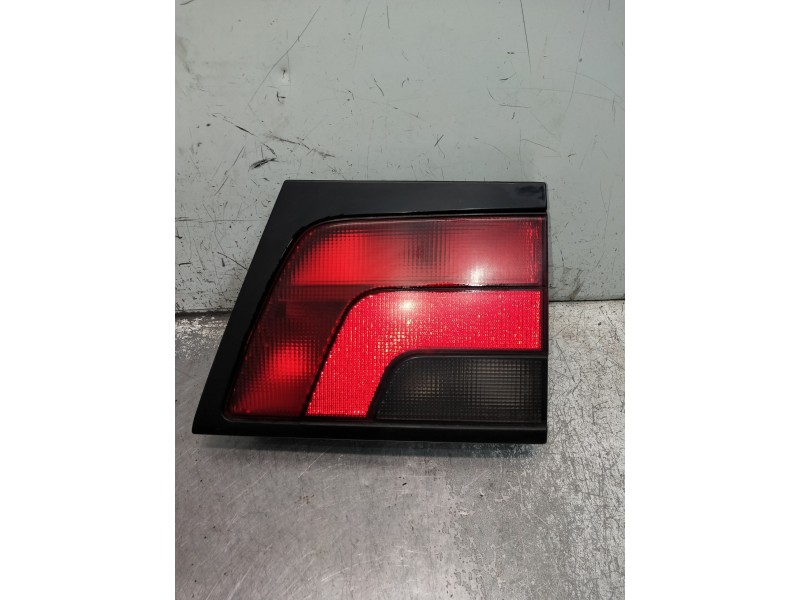 Recambio de piloto trasero derecho interior para peugeot 806 2.0 hdi referencia OEM IAM   