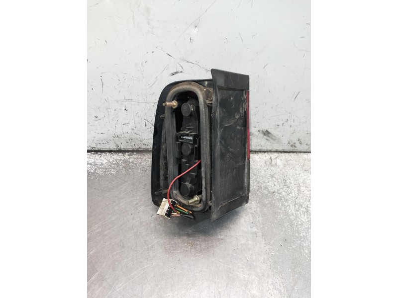 Recambio de piloto trasero derecho para peugeot 806 2.0 hdi referencia OEM IAM   