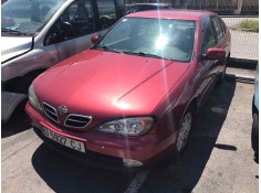 nissan primera berlina (p11) del año 2000