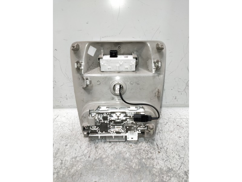 Recambio de luz interior para renault zoe limited referencia OEM IAM   