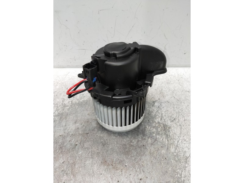 Recambio de motor calefaccion para renault zoe limited referencia OEM IAM 5Q1333500  
