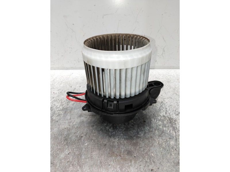 Recambio de motor calefaccion para renault zoe limited referencia OEM IAM 5Q1333500  