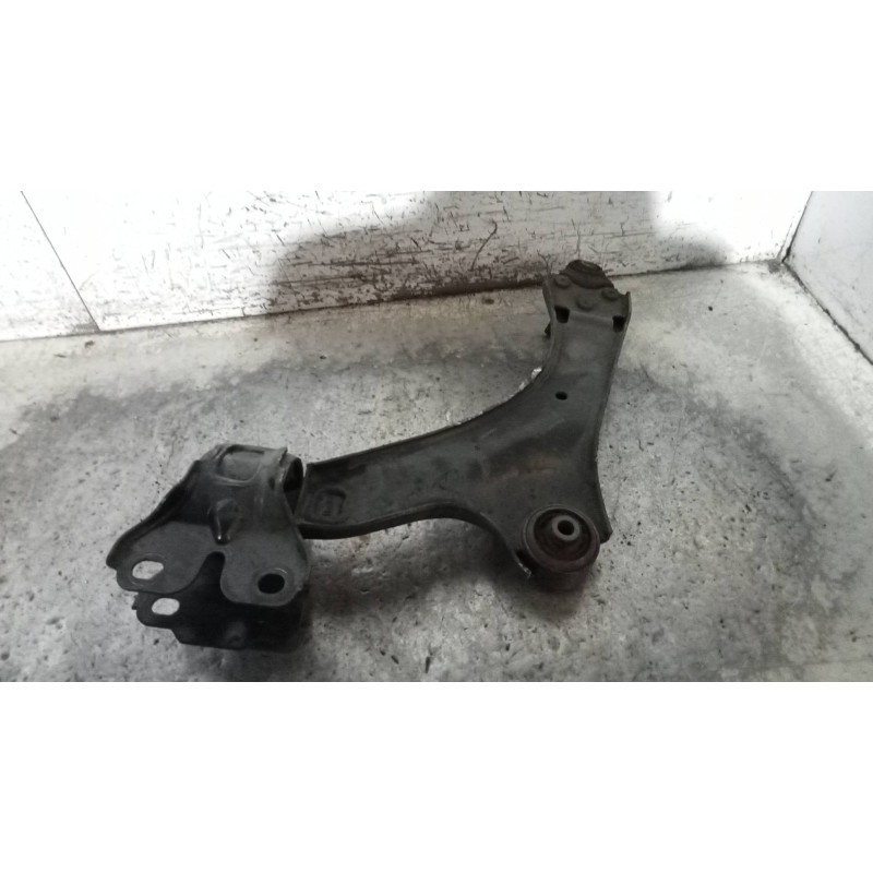 Recambio de brazo suspension inferior delantero derecho para land rover freelander (ln) 2.0 td4 cat referencia OEM IAM 6G9N3A052