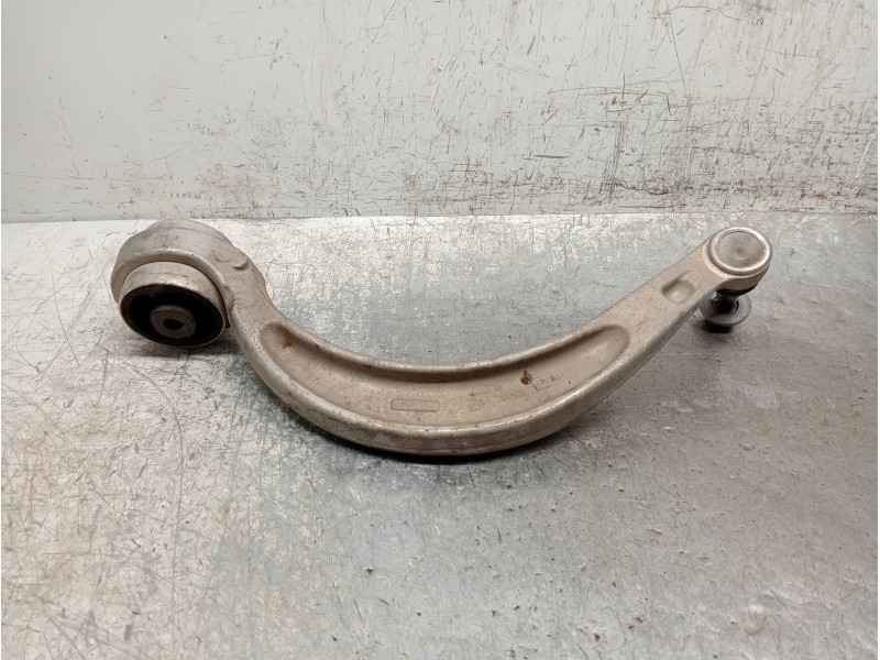 Recambio de brazo suspension inferior delantero izquierdo para audi a4 berlina (8w2) design edition referencia OEM IAM 8W0407695