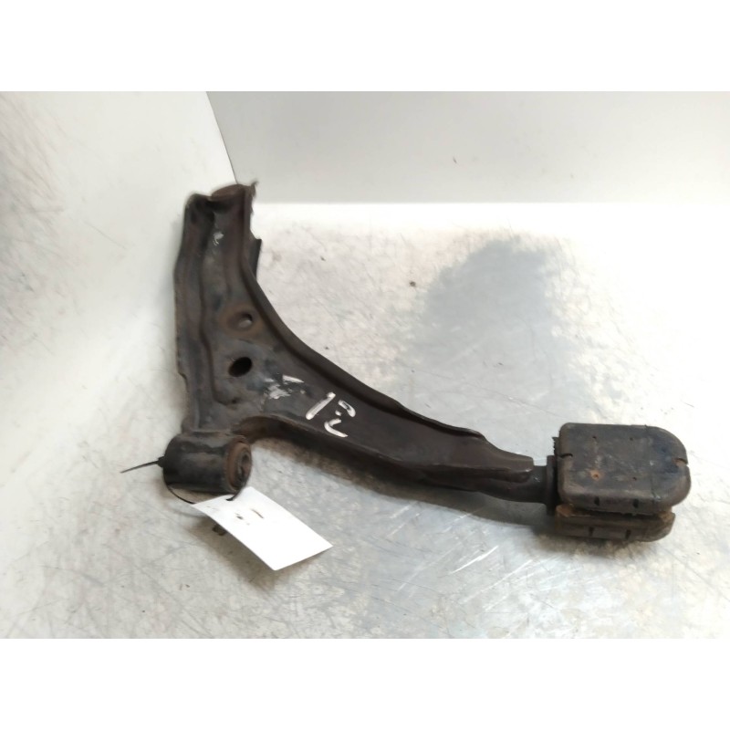 Recambio de brazo suspension inferior delantero izquierdo para nissan sunny berlina (n14) 2.0 diesel referencia OEM IAM   