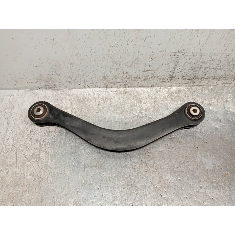 Recambio de brazo suspension superior trasero derecho para audi a4 berlina (8w2) design edition referencia OEM IAM 8W0505371E 8W