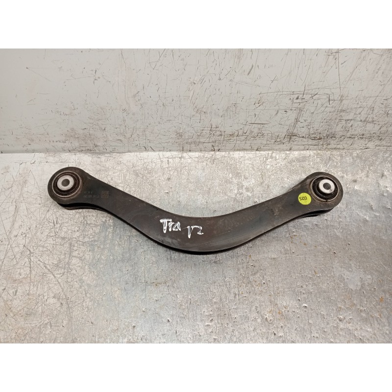 Recambio de brazo suspension superior trasero izquierdo para audi a4 berlina (8w2) design edition referencia OEM IAM 8W0505371E 
