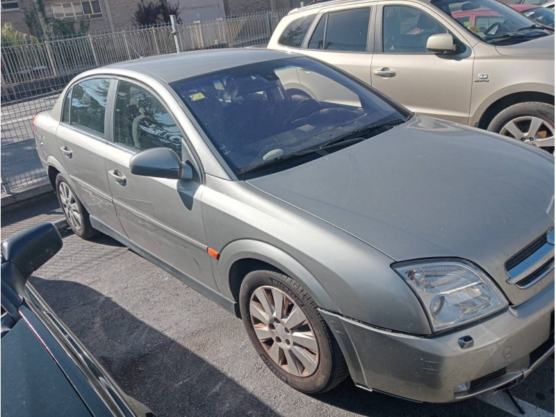 opel vectra c berlina del año 2002