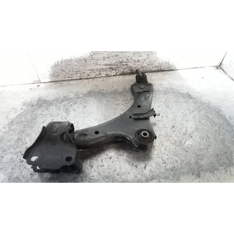Recambio de brazo suspension inferior delantero izquierdo para land rover freelander (ln) 2.0 td4 cat referencia OEM IAM 6G9N3A0