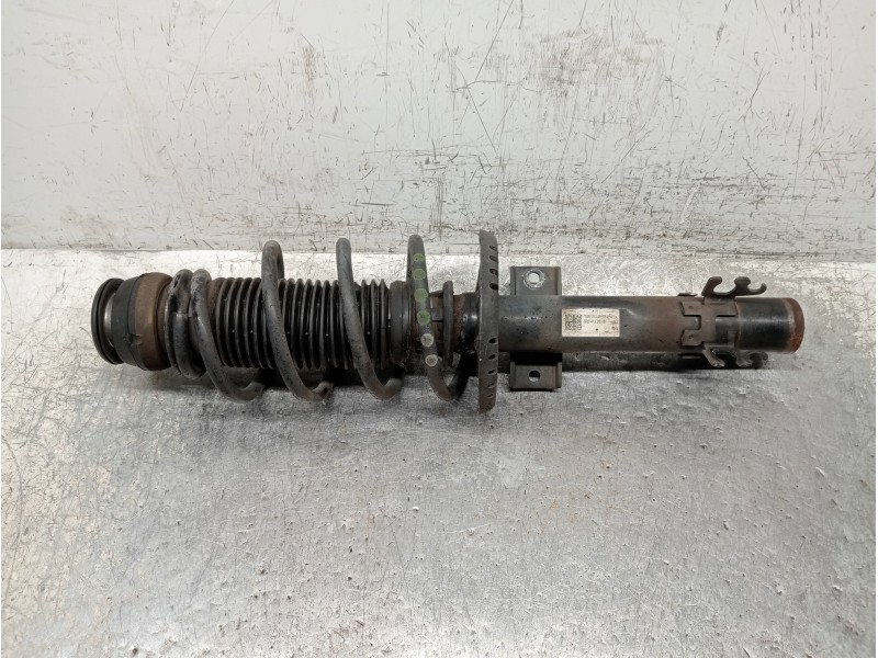 Recambio de amortiguador delantero derecho para seat toledo (kg3) style referencia OEM IAM 6R0413031BF  