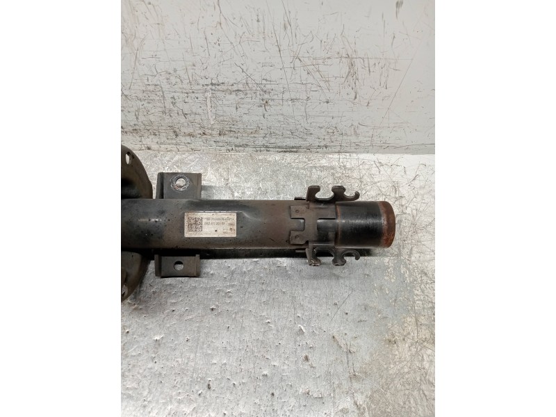 Recambio de amortiguador delantero derecho para seat toledo (kg3) style referencia OEM IAM 6R0413031BF  