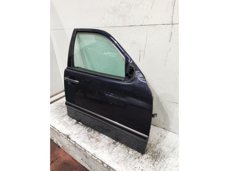 Recambio de puerta delantera derecha para opel vectra b berlina básico referencia OEM IAM   