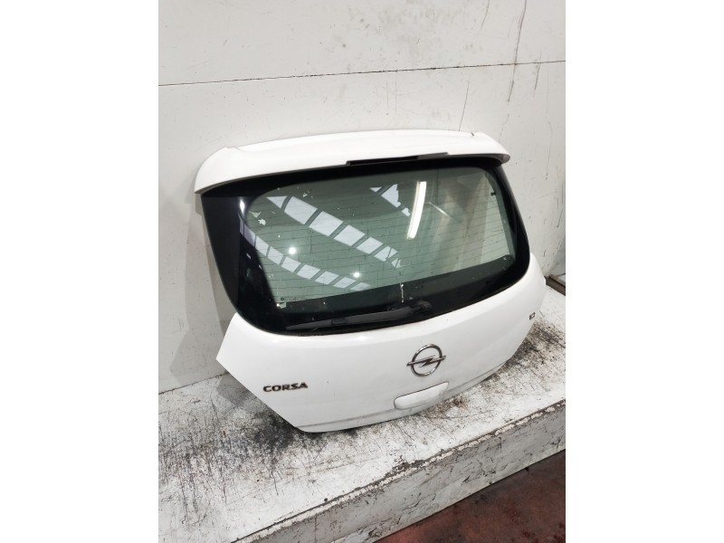 Recambio de porton trasero para opel corsa d cmon referencia OEM IAM   