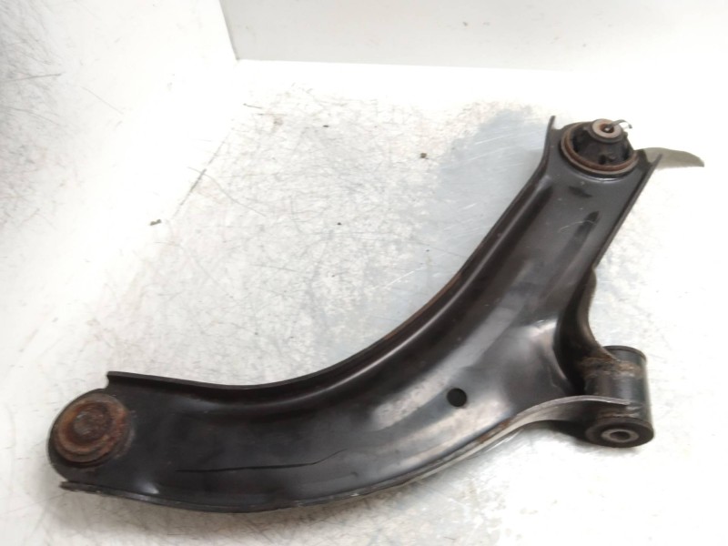 Recambio de brazo suspension inferior delantero izquierdo para nissan tiida (c11x/sc11x) 1.5 dci turbodiesel cat referencia OEM 