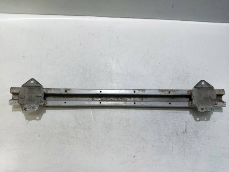 Recambio de refuerzo paragolpes trasero para toyota corolla verso (r1) 2.2 turbodiesel cat referencia OEM IAM   