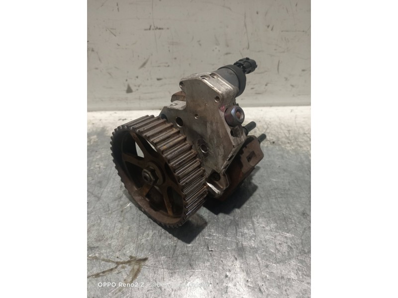 Recambio de bomba inyeccion para renault trafic caja cerrada (ab 4.01) 1.9 diesel referencia OEM IAM 0445010031 8200055072 