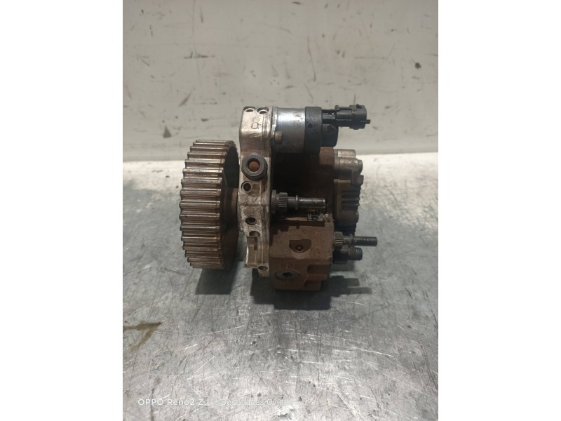 Recambio de bomba inyeccion para renault trafic caja cerrada (ab 4.01) 1.9 diesel referencia OEM IAM 0445010031 8200055072 
