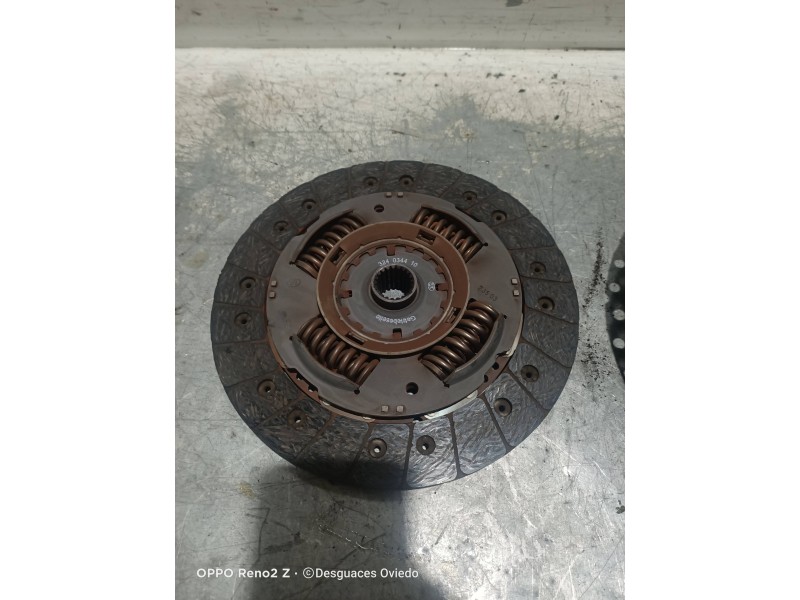 Recambio de kit embrague para renault trafic caja cerrada (ab 4.01) 1.9 diesel referencia OEM IAM 324034410  