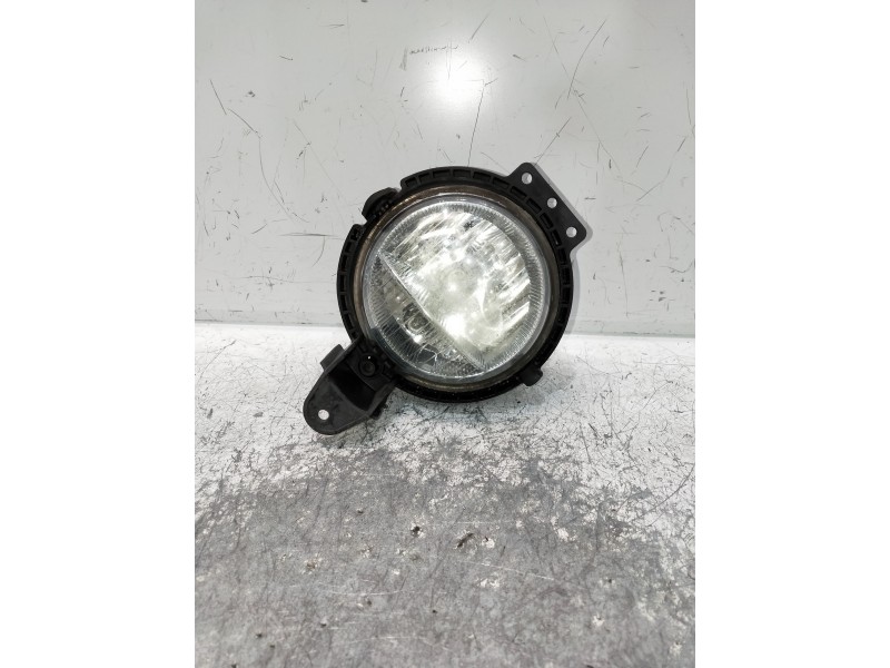 Recambio de faro antiniebla derecho para mini mini (r56) cooper referencia OEM IAM 0305071001 275129504 