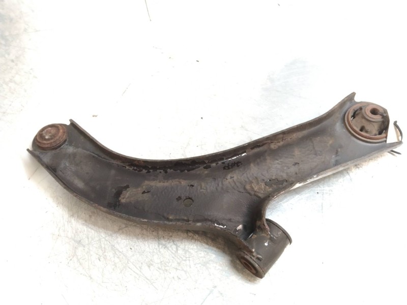 Recambio de brazo suspension inferior delantero izquierdo para nissan tiida (c11x/sc11x) 1.5 dci turbodiesel cat referencia OEM 