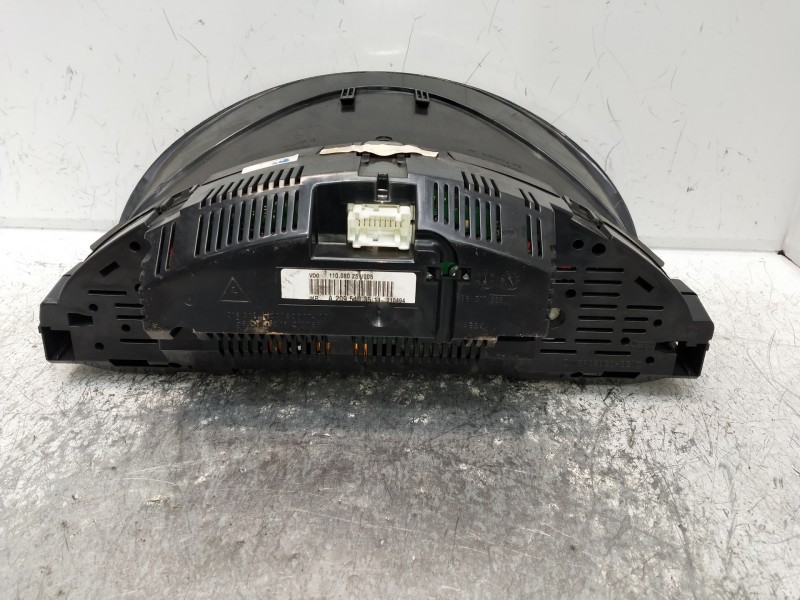 Recambio de cuadro instrumentos para mercedes clase clk (w209) coupe 270 cdi (209.316) referencia OEM IAM A2095403511 1100802510