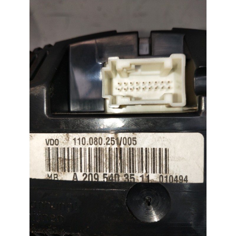Recambio de cuadro instrumentos para mercedes clase clk (w209) coupe 270 cdi (209.316) referencia OEM IAM A2095403511 1100802510