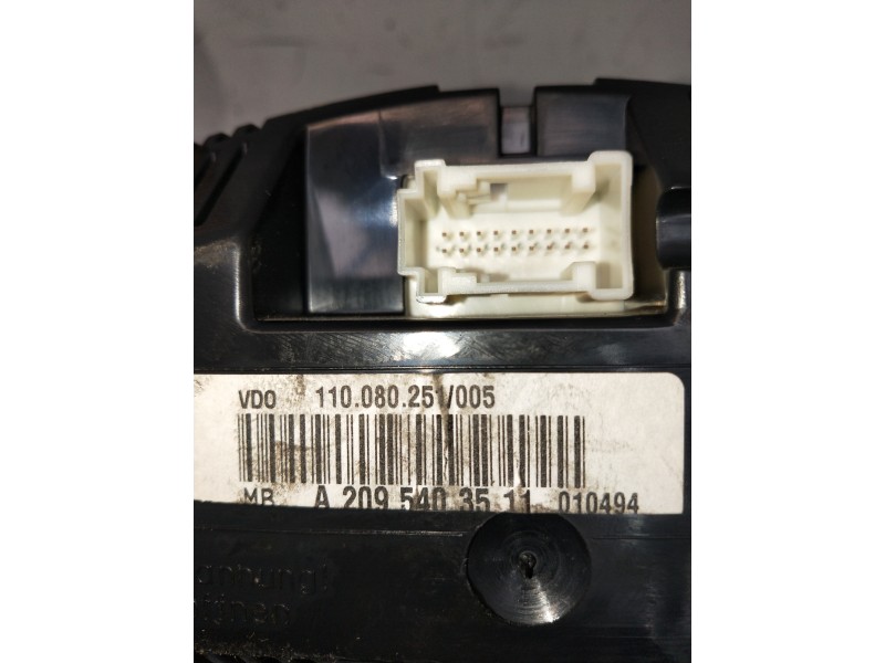 Recambio de cuadro instrumentos para mercedes clase clk (w209) coupe 270 cdi (209.316) referencia OEM IAM A2095403511 1100802510